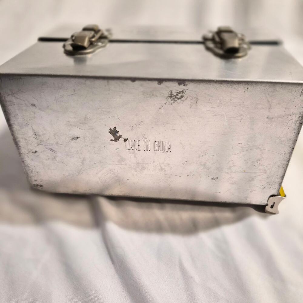 Rare Vintage Dean & Deluca Industrial Aluminum Lunch Box - Picture 6 of 7